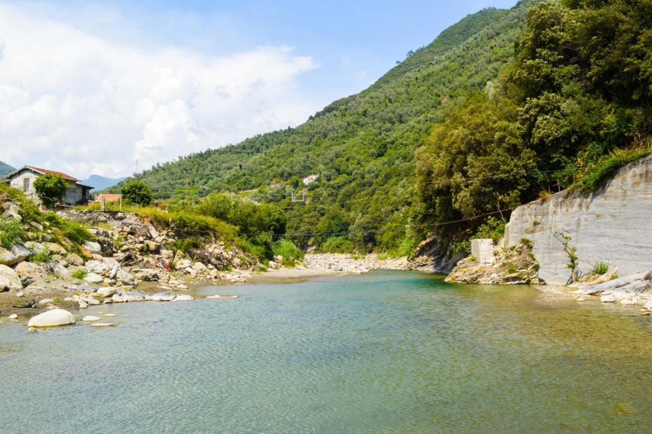 Alloggio U Sportegu Da E Monti A Giaia Badalucco Exterior photo